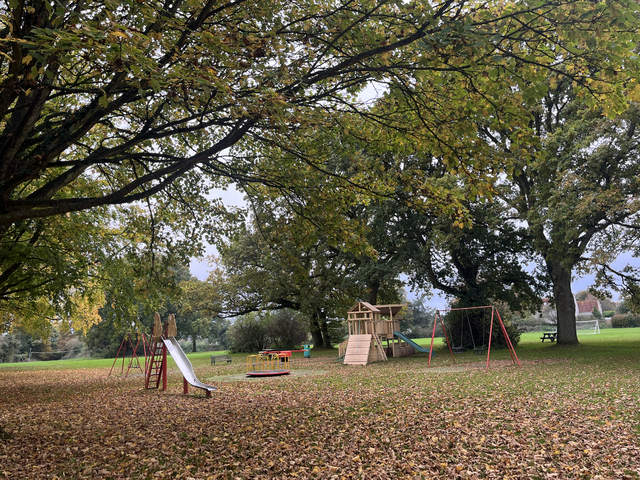 Ashampstead Play Area