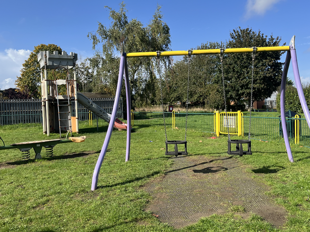 Shifford Crescent Play Area