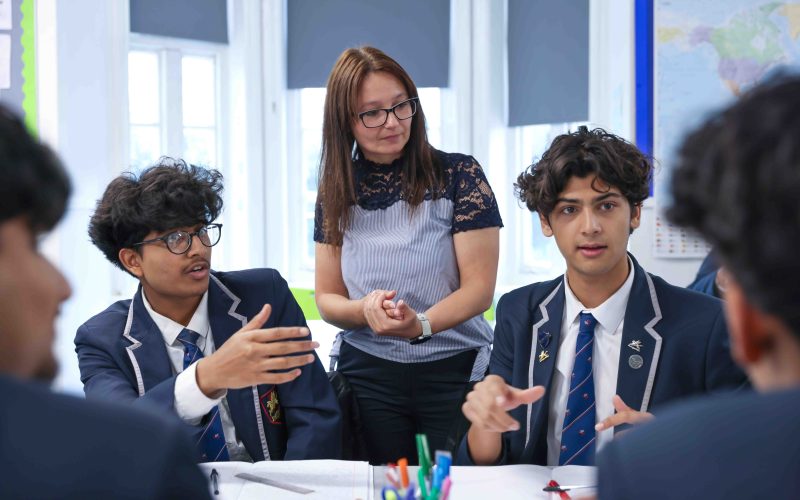 Review of Long Close School in Slough 