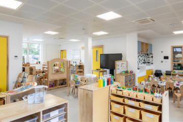 Fennies Reading is now open!